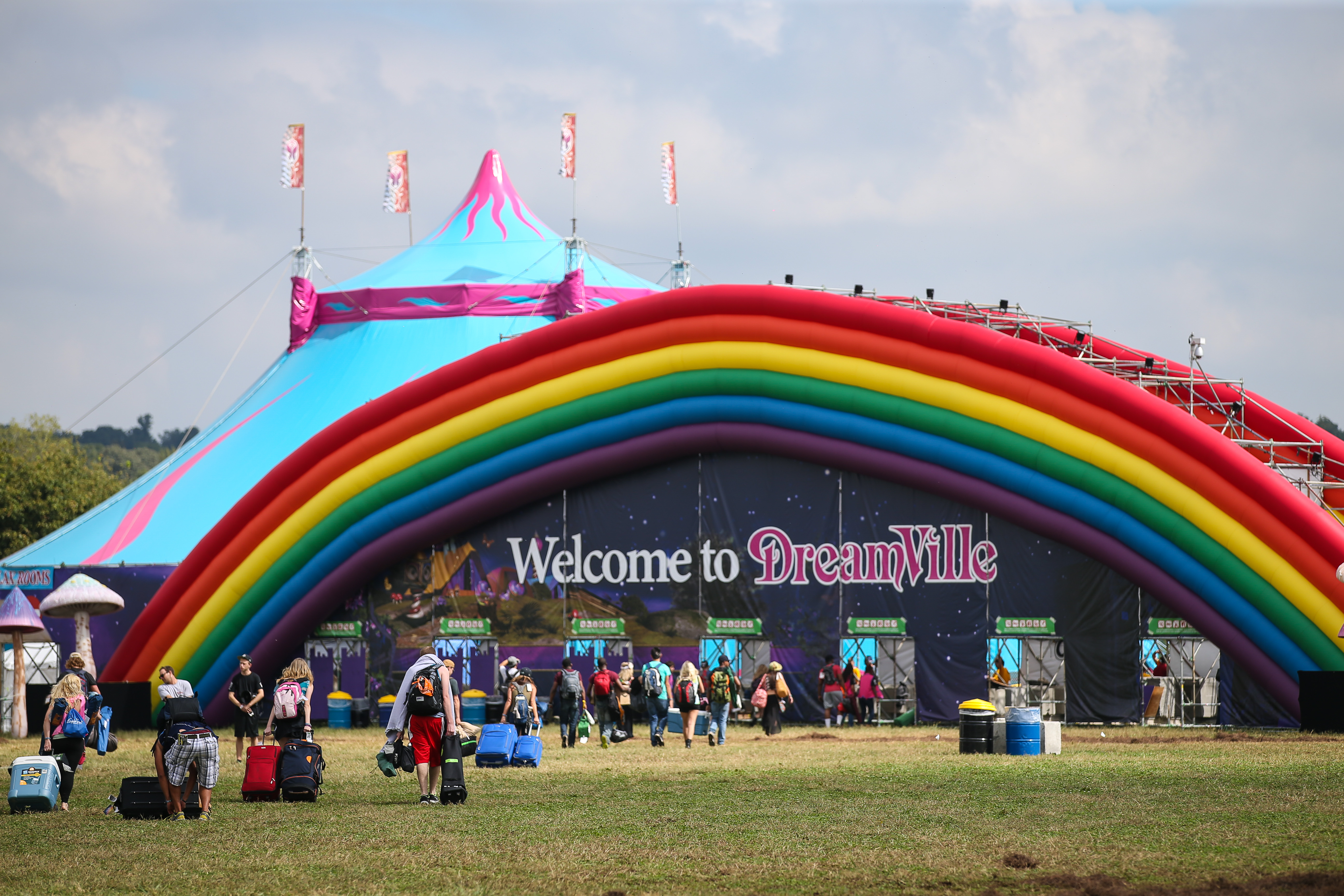 Tomorrowland 2024. Trip фестиваль. Dreamville Tomorrowland.