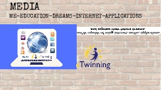 MEDIA Virtual Exhibitions at emaze Presentation